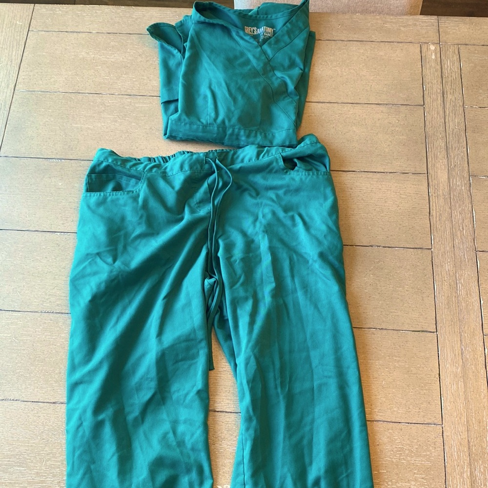 Green Grey’s Anatomy Scrub Set